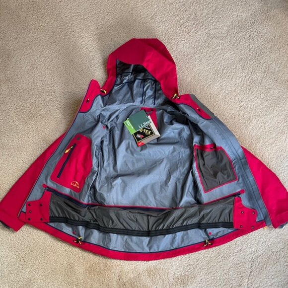 L.L. Bean Women's GORE-TEX Pro Patroller Jacket - Picture 10 of 13